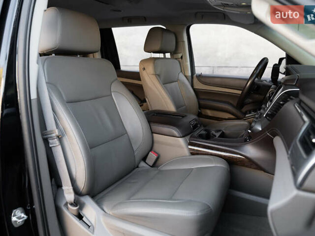 Черный Шевроле Субурбан, объемом двигателя 5.33 л и пробегом 153 тыс. км за 33000 $, фото 26 на Automoto.ua