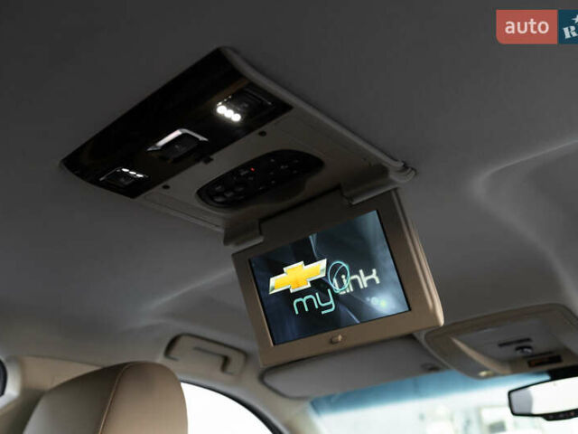 Черный Шевроле Субурбан, объемом двигателя 5.33 л и пробегом 153 тыс. км за 33000 $, фото 28 на Automoto.ua