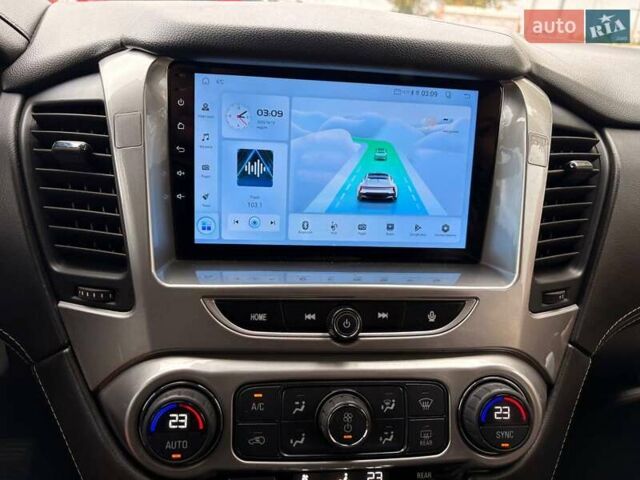 Шевроле Субурбан 2016 в Киеве на Automoto.ua Черный Шевроле Субурбан, объемом двигателя 5.3 л и пробегом 140 тыс. км за 50000 $, фото 16 на Automoto.ua