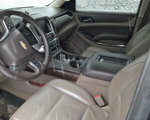 Черный Шевроле Субурбан, объемом двигателя 5.3 л и пробегом 157 тыс. км за 42000 $, фото 11 на Automoto.ua