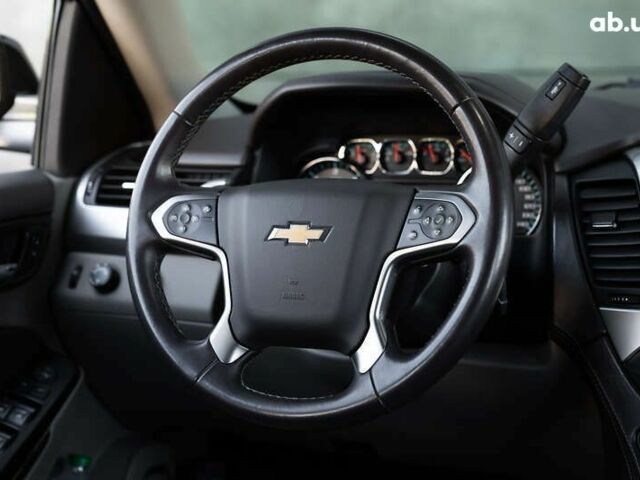 Шевроле Субурбан, объемом двигателя 5.3 л и пробегом 153 тыс. км за 33000 $, фото 12 на Automoto.ua