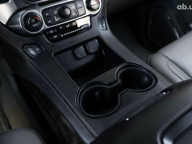 Шевроле Субурбан, об'ємом двигуна 5.3 л та пробігом 153 тис. км за 33000 $, фото 22 на Automoto.ua