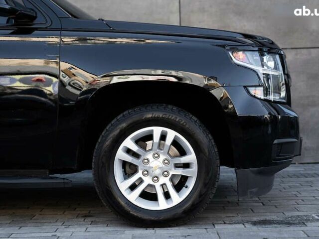 Шевроле Субурбан, об'ємом двигуна 5.3 л та пробігом 153 тис. км за 33000 $, фото 8 на Automoto.ua