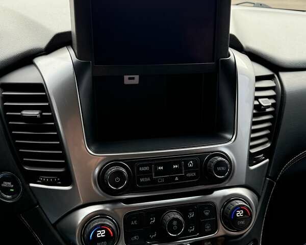 Шевроле Субурбан, объемом двигателя 5.33 л и пробегом 180 тыс. км за 34999 $, фото 15 на Automoto.ua