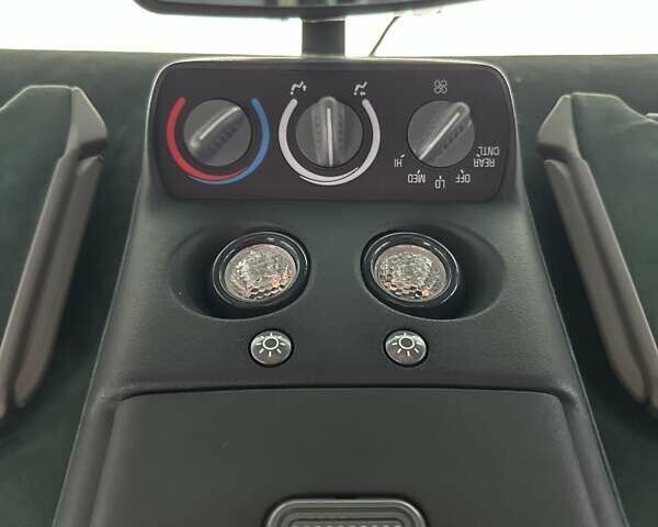 Серый Шевроле Субурбан, объемом двигателя 7.45 л и пробегом 565 тыс. км за 12000 $, фото 33 на Automoto.ua