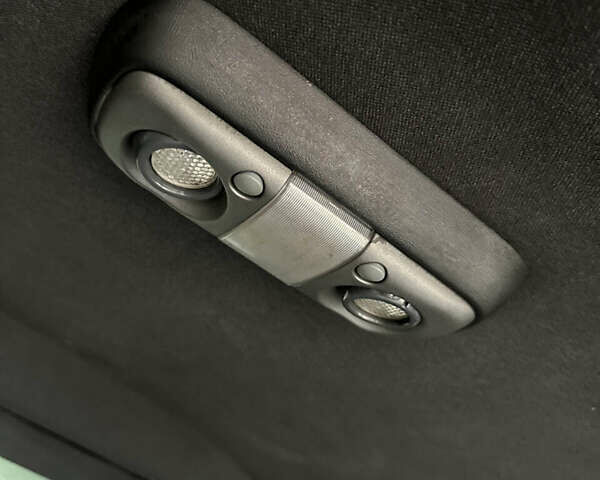 Серый Шевроле Субурбан, объемом двигателя 7.45 л и пробегом 565 тыс. км за 12000 $, фото 18 на Automoto.ua