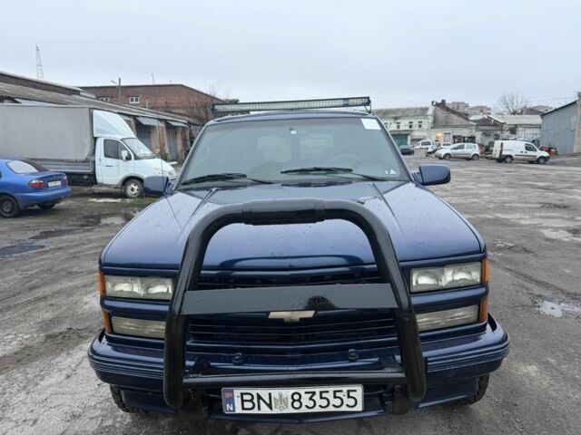 Синій Шевроле Субурбан, об'ємом двигуна 6.2 л та пробігом 256 тис. км за 6000 $, фото 2 на Automoto.ua