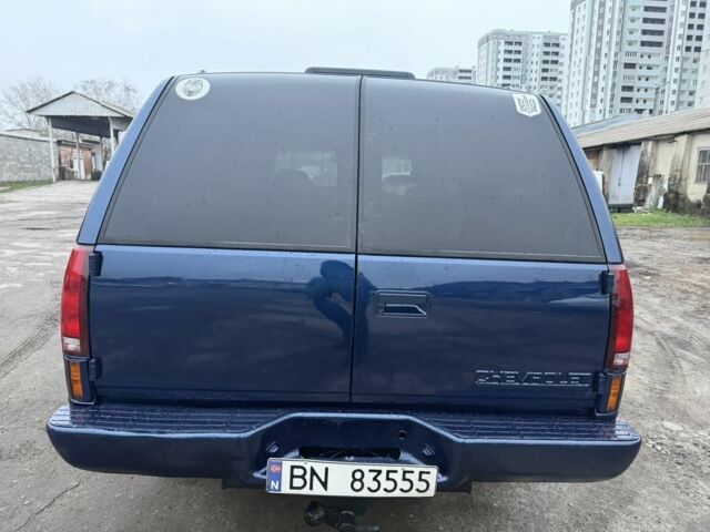 Синій Шевроле Субурбан, об'ємом двигуна 6.2 л та пробігом 256 тис. км за 6000 $, фото 5 на Automoto.ua