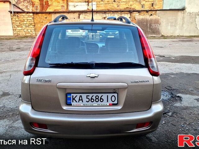 Бежевий Шевроле Такума, об'ємом двигуна 2 л та пробігом 220 тис. км за 3250 $, фото 5 на Automoto.ua