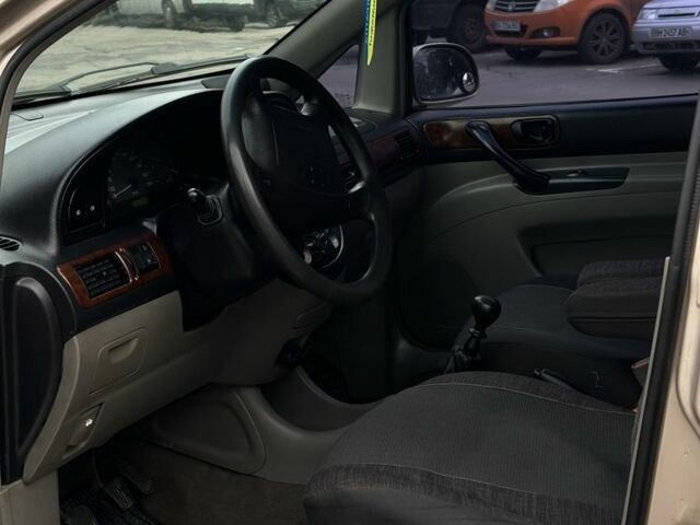 Бежевый Шевроле Такума, объемом двигателя 2 л и пробегом 191 тыс. км за 2300 $, фото 9 на Automoto.ua