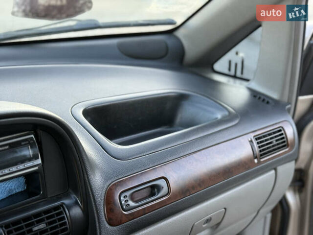Бежевый Шевроле Такума, объемом двигателя 2 л и пробегом 132 тыс. км за 3150 $, фото 15 на Automoto.ua