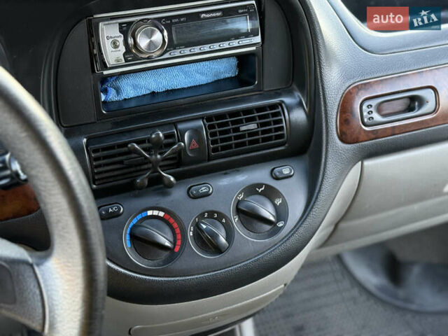 Бежевый Шевроле Такума, объемом двигателя 2 л и пробегом 132 тыс. км за 3150 $, фото 14 на Automoto.ua