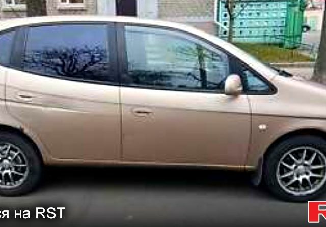 Бежевий Шевроле Такума, об'ємом двигуна 1.6 л та пробігом 377 тис. км за 2999 $, фото 3 на Automoto.ua