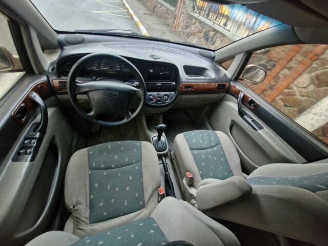 Бежевый Шевроле Такума, объемом двигателя 2 л и пробегом 250 тыс. км за 1900 $, фото 6 на Automoto.ua