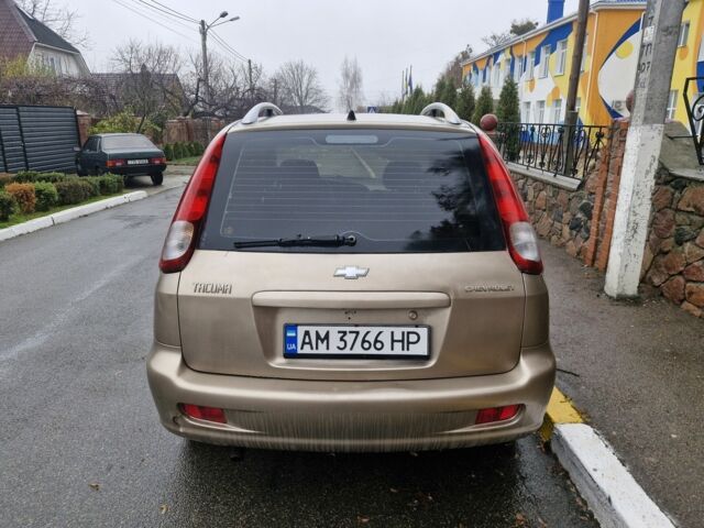 Бежевый Шевроле Такума, объемом двигателя 2 л и пробегом 250 тыс. км за 1900 $, фото 4 на Automoto.ua