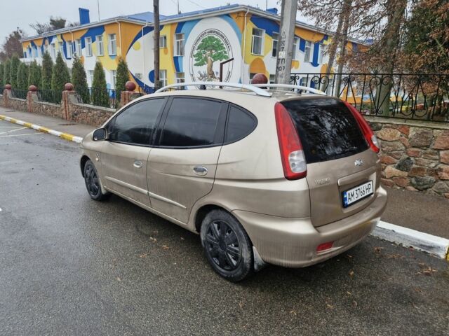 Бежевый Шевроле Такума, объемом двигателя 2 л и пробегом 250 тыс. км за 1900 $, фото 3 на Automoto.ua