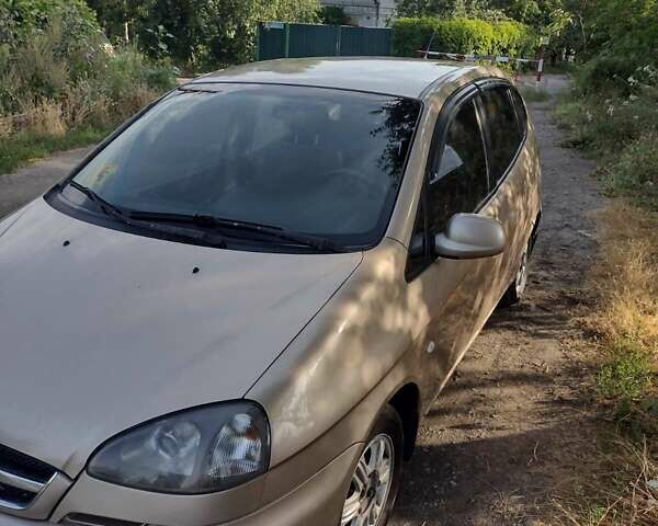 Бежевий Шевроле Такума, об'ємом двигуна 1.6 л та пробігом 345 тис. км за 3500 $, фото 3 на Automoto.ua