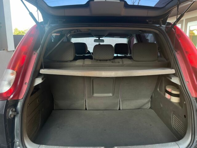 Черный Шевроле Такума, объемом двигателя 1.6 л и пробегом 120 тыс. км за 3500 $, фото 9 на Automoto.ua