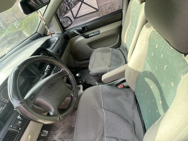 Черный Шевроле Такума, объемом двигателя 1.6 л и пробегом 326 тыс. км за 1500 $, фото 17 на Automoto.ua