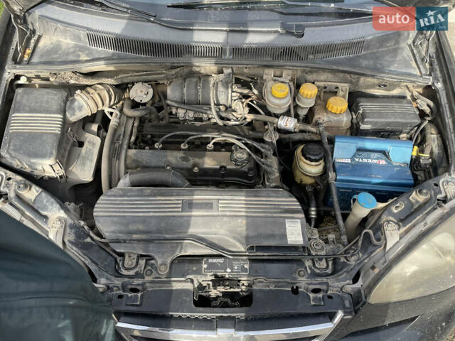 Черный Шевроле Такума, объемом двигателя 1.6 л и пробегом 328 тыс. км за 1500 $, фото 26 на Automoto.ua