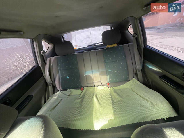 Черный Шевроле Такума, объемом двигателя 1.6 л и пробегом 328 тыс. км за 1500 $, фото 24 на Automoto.ua