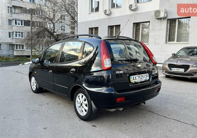 Черный Шевроле Такума, объемом двигателя 2 л и пробегом 95 тыс. км за 4250 $, фото 7 на Automoto.ua