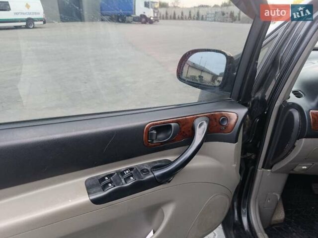 Черный Шевроле Такума, объемом двигателя 2 л и пробегом 300 тыс. км за 2450 $, фото 13 на Automoto.ua