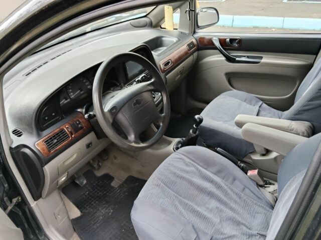 Черный Шевроле Такума, объемом двигателя 2 л и пробегом 191 тыс. км за 2550 $, фото 3 на Automoto.ua