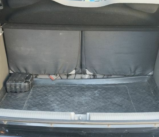 Черный Шевроле Такума, объемом двигателя 1.6 л и пробегом 109 тыс. км за 2400 $, фото 6 на Automoto.ua