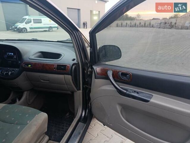 Черный Шевроле Такума, объемом двигателя 2 л и пробегом 300 тыс. км за 2450 $, фото 1 на Automoto.ua