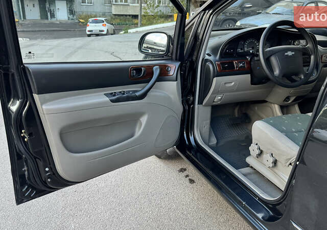 Черный Шевроле Такума, объемом двигателя 2 л и пробегом 95 тыс. км за 4250 $, фото 62 на Automoto.ua