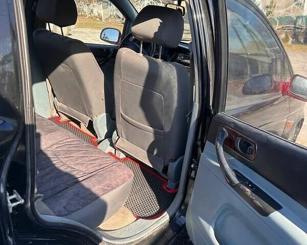 Черный Шевроле Такума, объемом двигателя 2 л и пробегом 350 тыс. км за 2950 $, фото 8 на Automoto.ua