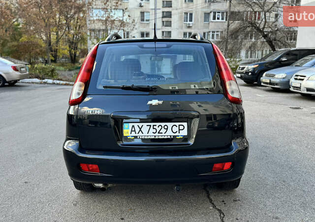 Черный Шевроле Такума, объемом двигателя 2 л и пробегом 95 тыс. км за 4250 $, фото 6 на Automoto.ua