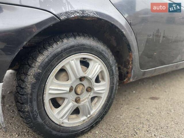 Черный Шевроле Такума, объемом двигателя 1.6 л и пробегом 206 тыс. км за 2100 $, фото 18 на Automoto.ua