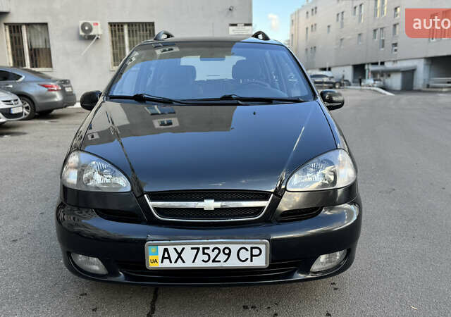 Черный Шевроле Такума, объемом двигателя 2 л и пробегом 95 тыс. км за 4250 $, фото 3 на Automoto.ua