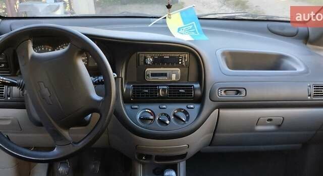 Чорний Шевроле Такума, об'ємом двигуна 1.6 л та пробігом 109 тис. км за 2400 $, фото 4 на Automoto.ua