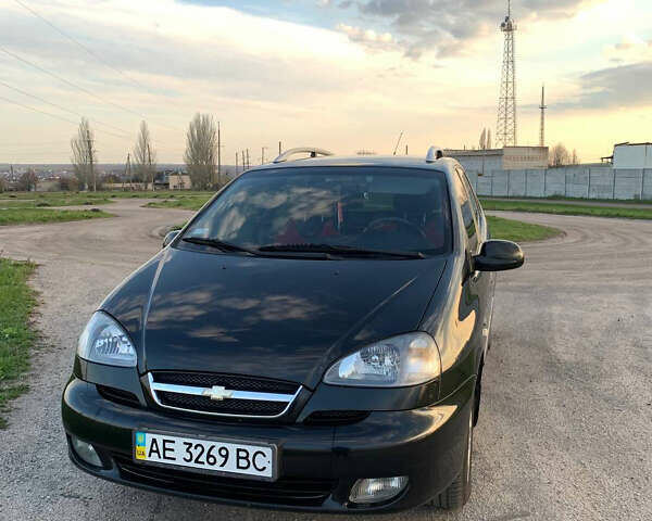 Черный Шевроле Такума, объемом двигателя 2 л и пробегом 90 тыс. км за 4400 $, фото 1 на Automoto.ua