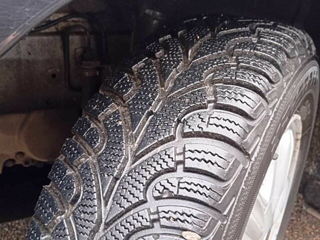 Черный Шевроле Такума, объемом двигателя 1.6 л и пробегом 68 тыс. км за 4500 $, фото 6 на Automoto.ua