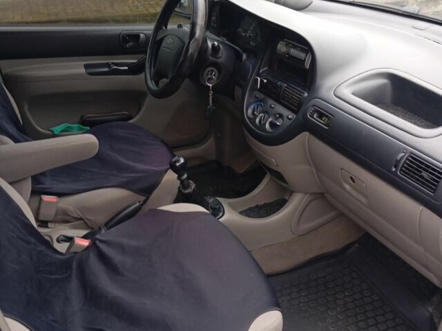 Черный Шевроле Такума, объемом двигателя 1.6 л и пробегом 68 тыс. км за 4500 $, фото 20 на Automoto.ua