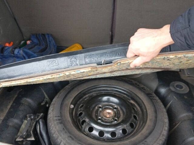 Черный Шевроле Такума, объемом двигателя 1.6 л и пробегом 68 тыс. км за 4500 $, фото 15 на Automoto.ua