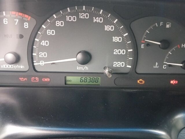 Черный Шевроле Такума, объемом двигателя 1.6 л и пробегом 68 тыс. км за 4500 $, фото 3 на Automoto.ua