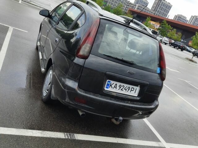 Черный Шевроле Такума, объемом двигателя 2 л и пробегом 245 тыс. км за 3200 $, фото 1 на Automoto.ua