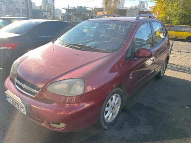 Красный Шевроле Такума, объемом двигателя 2 л и пробегом 350 тыс. км за 2800 $, фото 1 на Automoto.ua