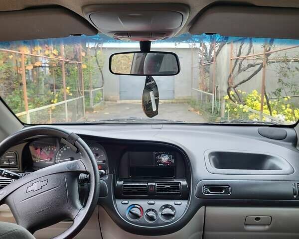 Красный Шевроле Такума, объемом двигателя 1.6 л и пробегом 143 тыс. км за 3500 $, фото 7 на Automoto.ua