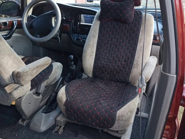 Красный Шевроле Такума, объемом двигателя 2 л и пробегом 235 тыс. км за 2300 $, фото 6 на Automoto.ua