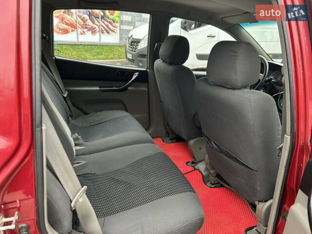 Красный Шевроле Такума, объемом двигателя 2 л и пробегом 300 тыс. км за 3000 $, фото 10 на Automoto.ua