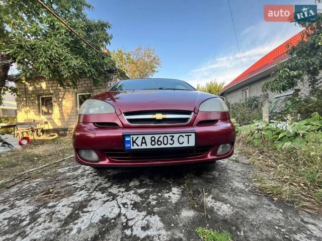 Красный Шевроле Такума, объемом двигателя 2 л и пробегом 375 тыс. км за 2600 $, фото 7 на Automoto.ua