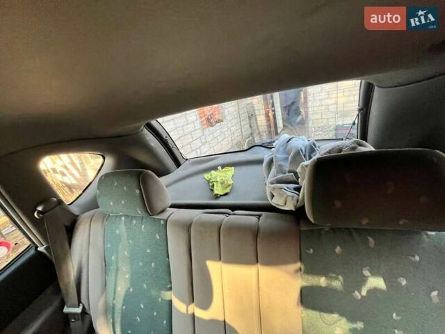 Красный Шевроле Такума, объемом двигателя 2 л и пробегом 375 тыс. км за 2600 $, фото 33 на Automoto.ua