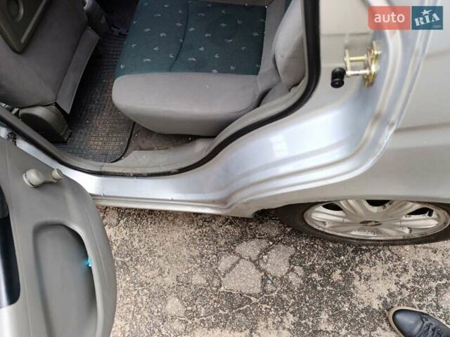 Шевроле Такума, объемом двигателя 1.6 л и пробегом 110 тыс. км за 2200 $, фото 7 на Automoto.ua