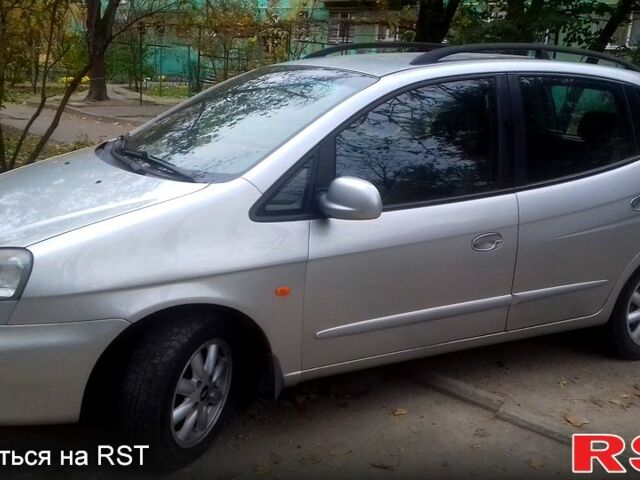 Серый Шевроле Такума, объемом двигателя 20 л и пробегом 202 тыс. км за 2950 $, фото 2 на Automoto.ua